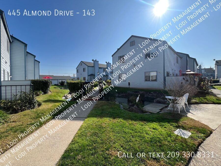 445 Almond Dr #143 - Photo 2 of 16