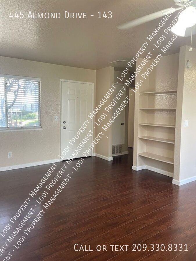 445 Almond Dr #143 - Photo 7 of 16