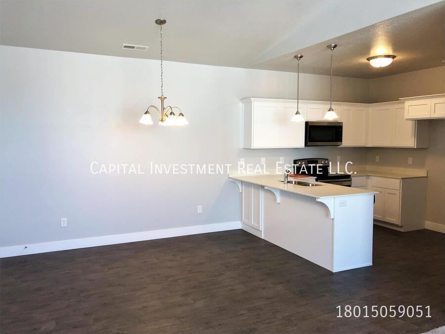 14642 S Bloom Dr #I303 - Photo 5 of 20