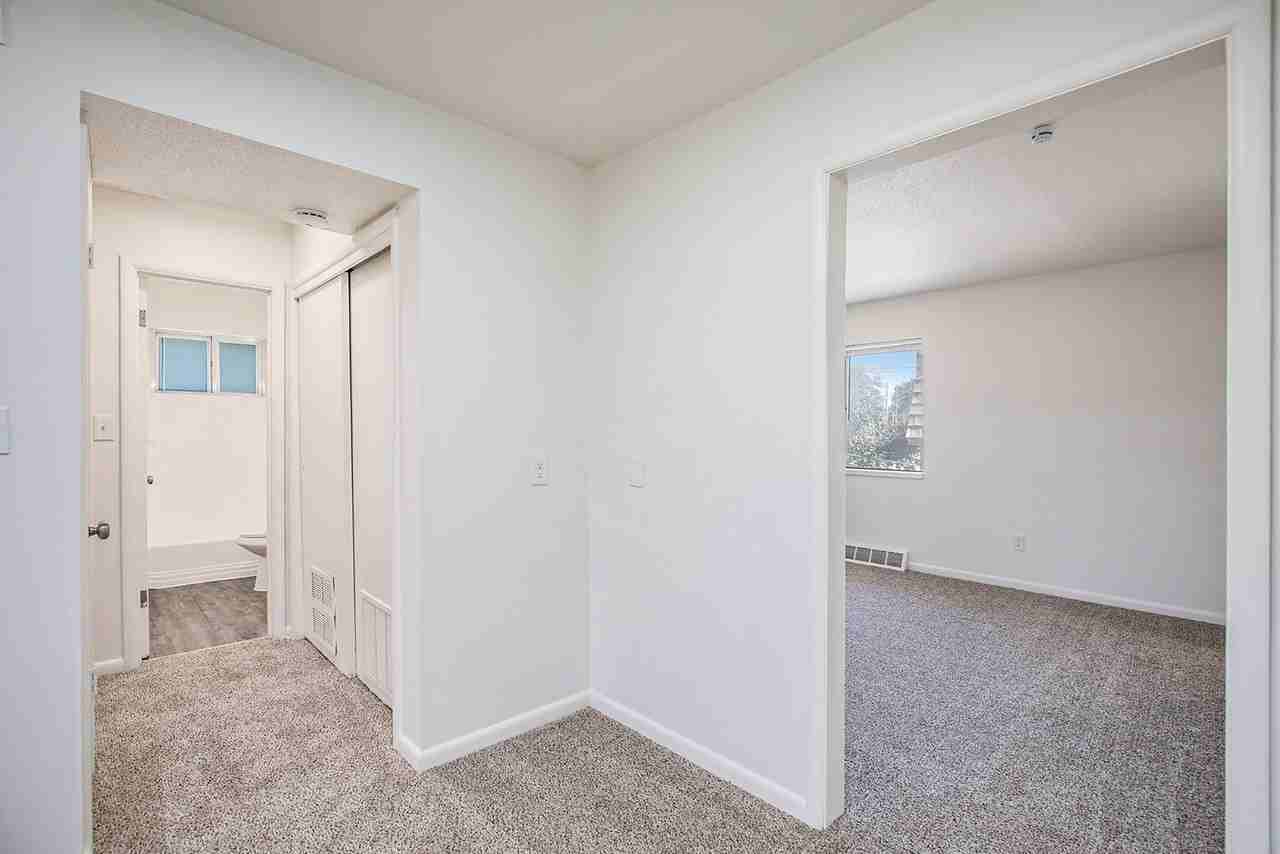 Estes on Ash - Photo 3 of 30