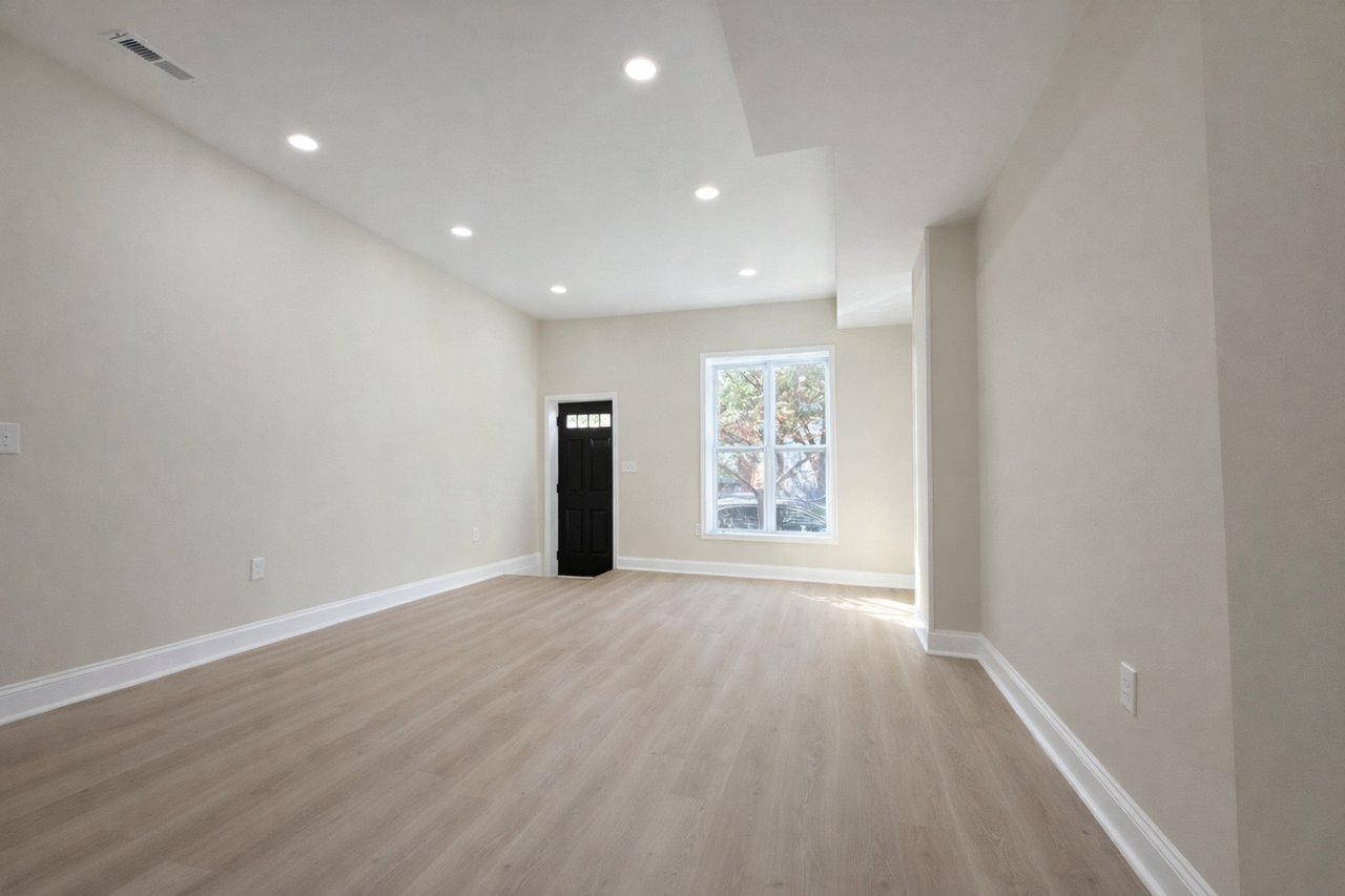 29 N Ellwood Ave - Photo 3 of 18