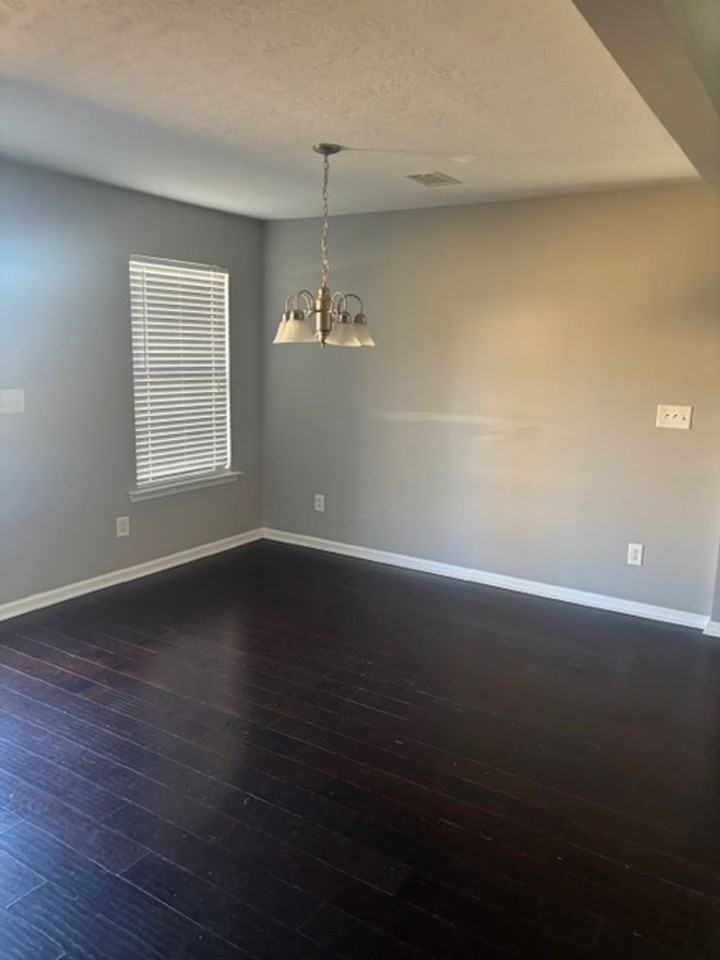 2142 Winding Trail Rd - Photo 3 of 11