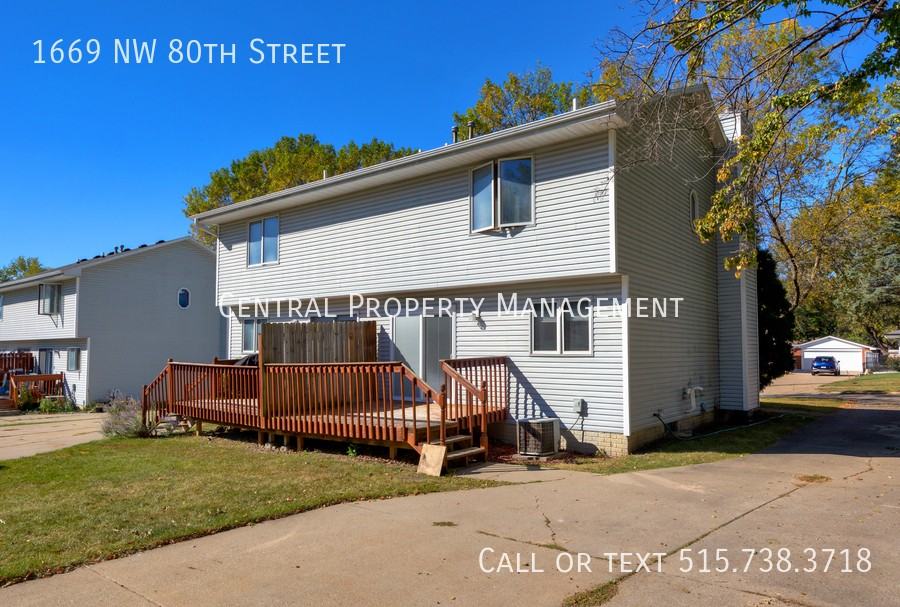 1669 Nw 80th St - Photo 3 of 18