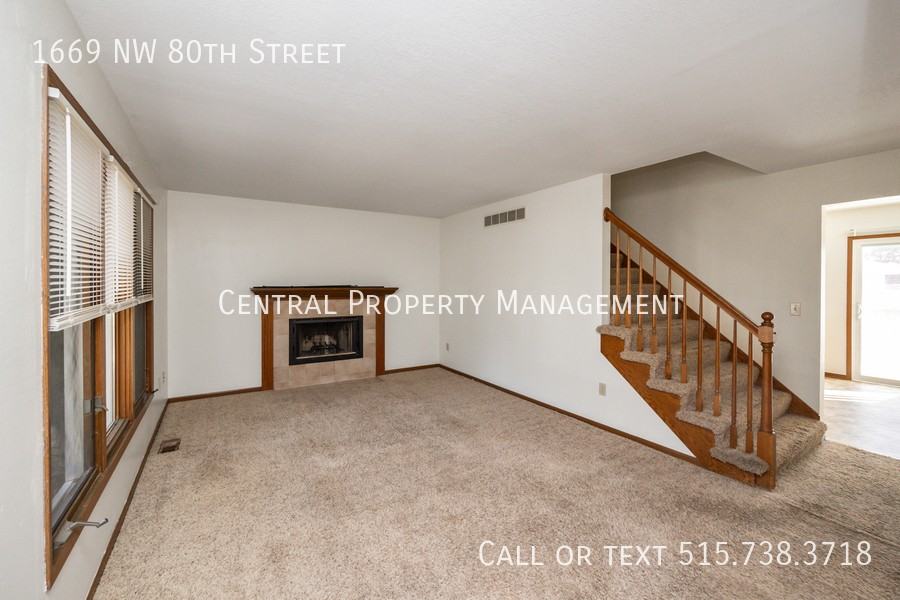 1669 Nw 80th St - Photo 4 of 18