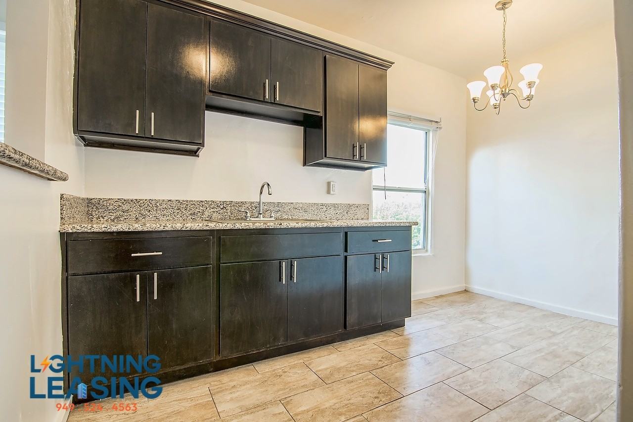 922 S Bonnie Brae St #35D - Photo 7 of 8