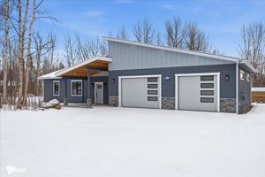 featured image of 1754 E Mary Red Cir