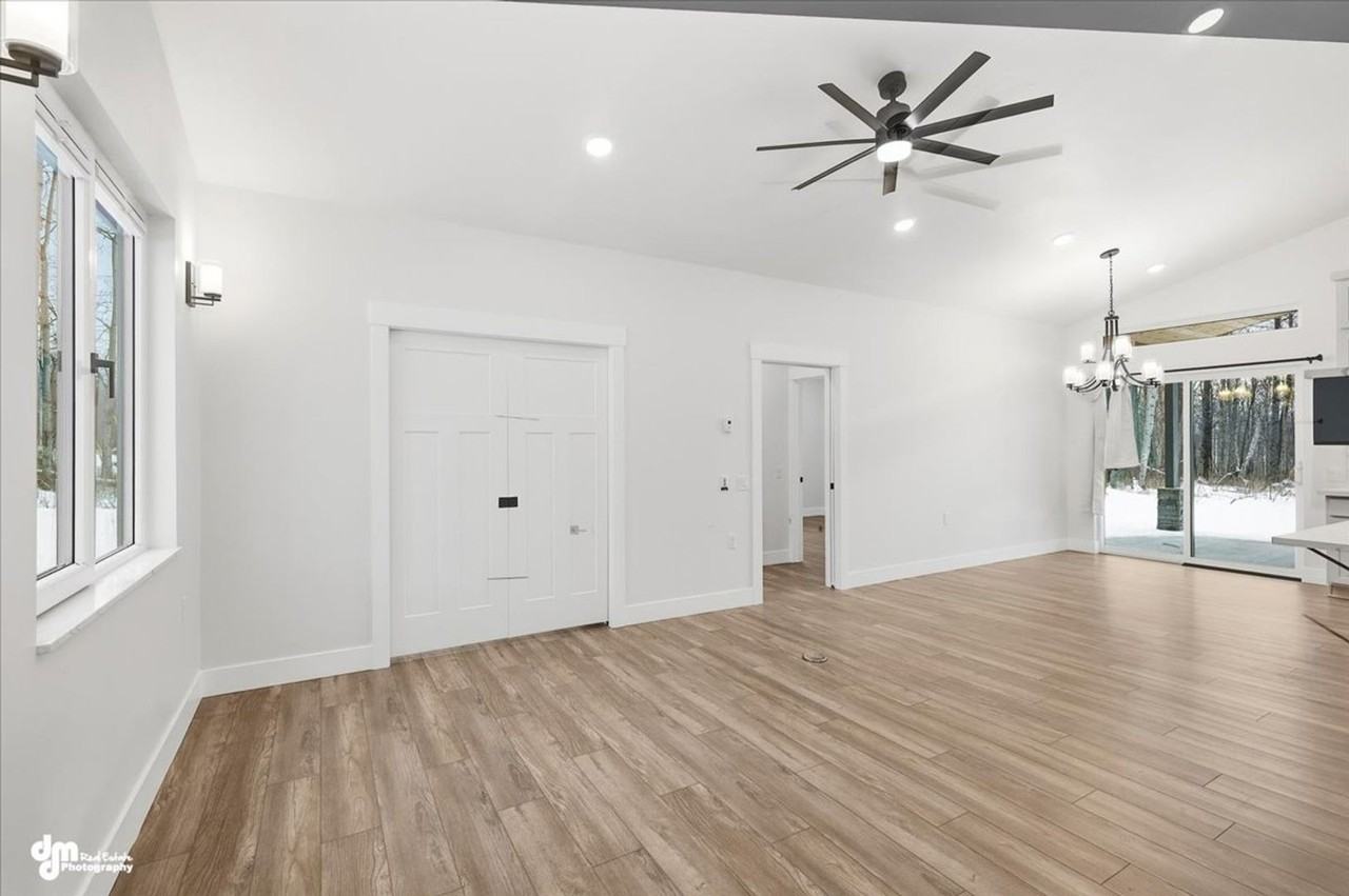 1754 E Mary Red Cir - Photo 4 of 50