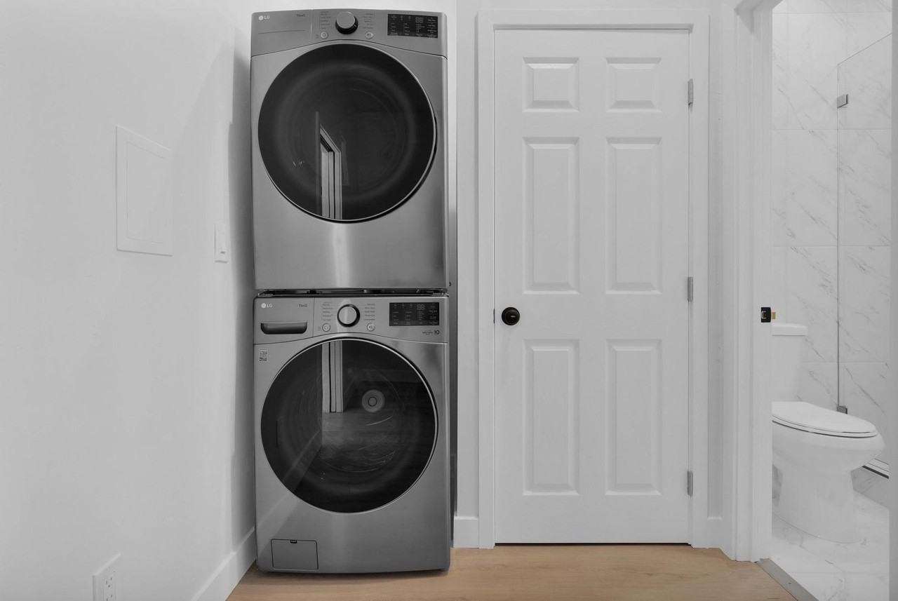 4554 North Ave - Photo 3 of 12