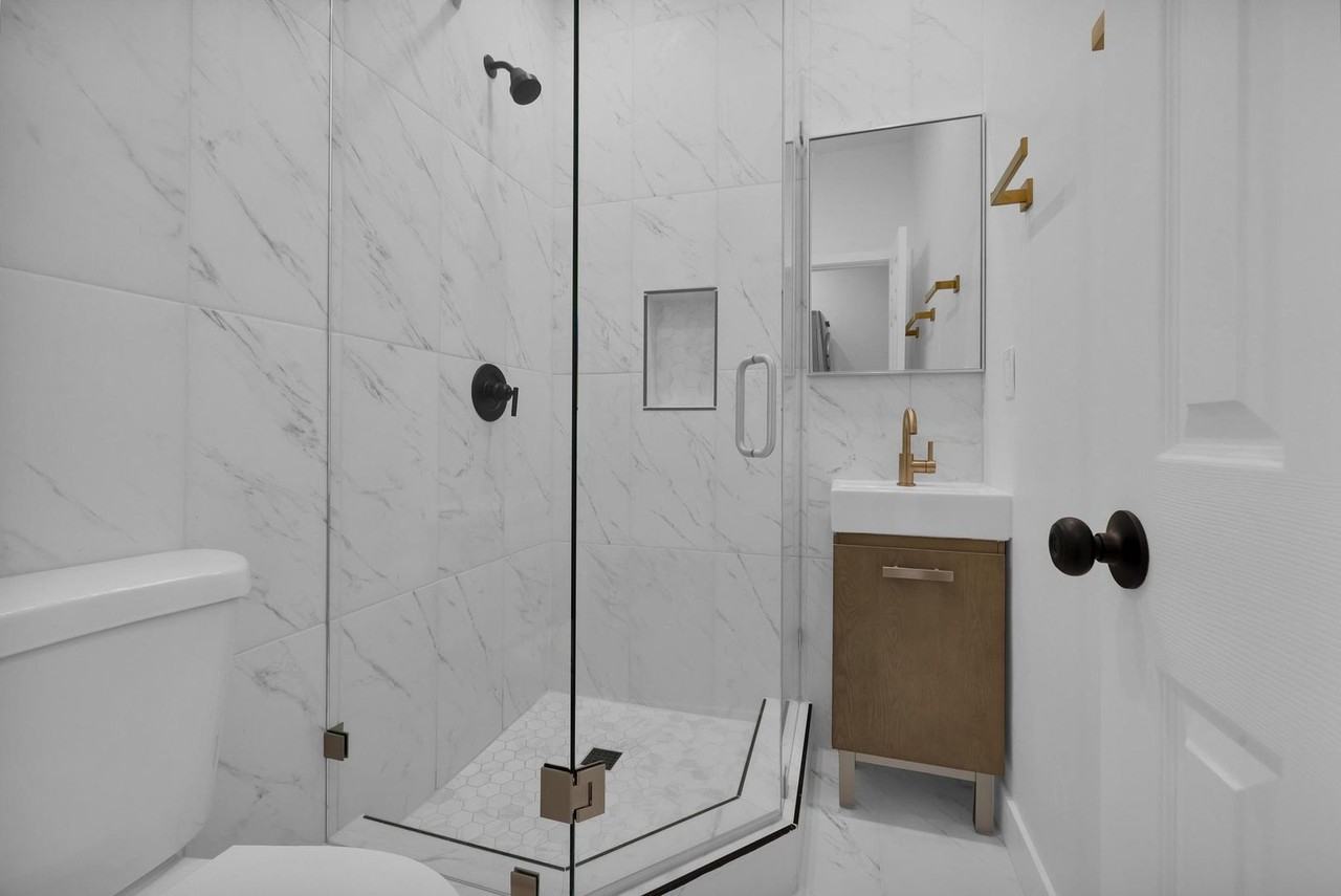 4554 North Ave - Photo 5 of 12