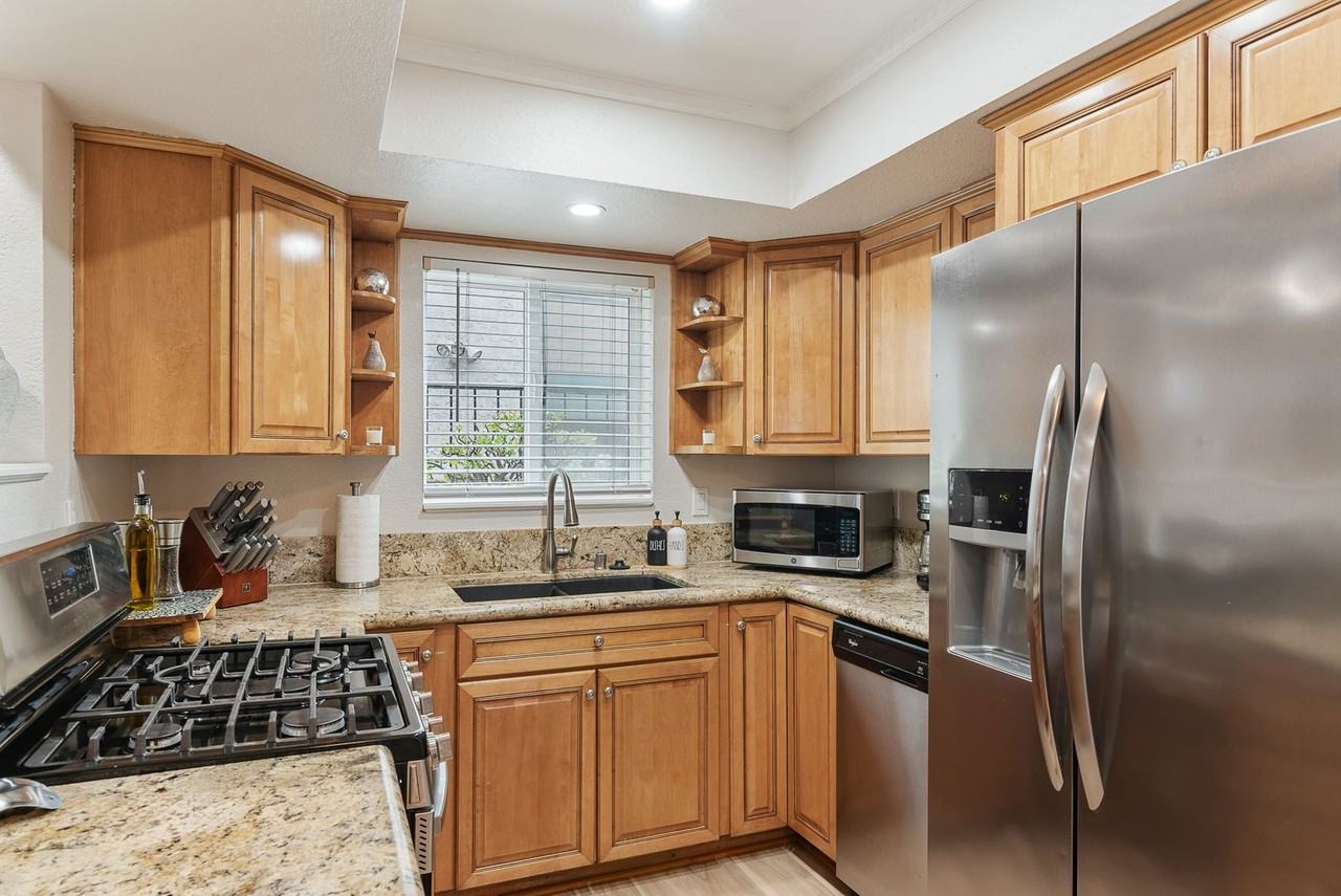 1330 Reed Ave - Photo 4 of 26