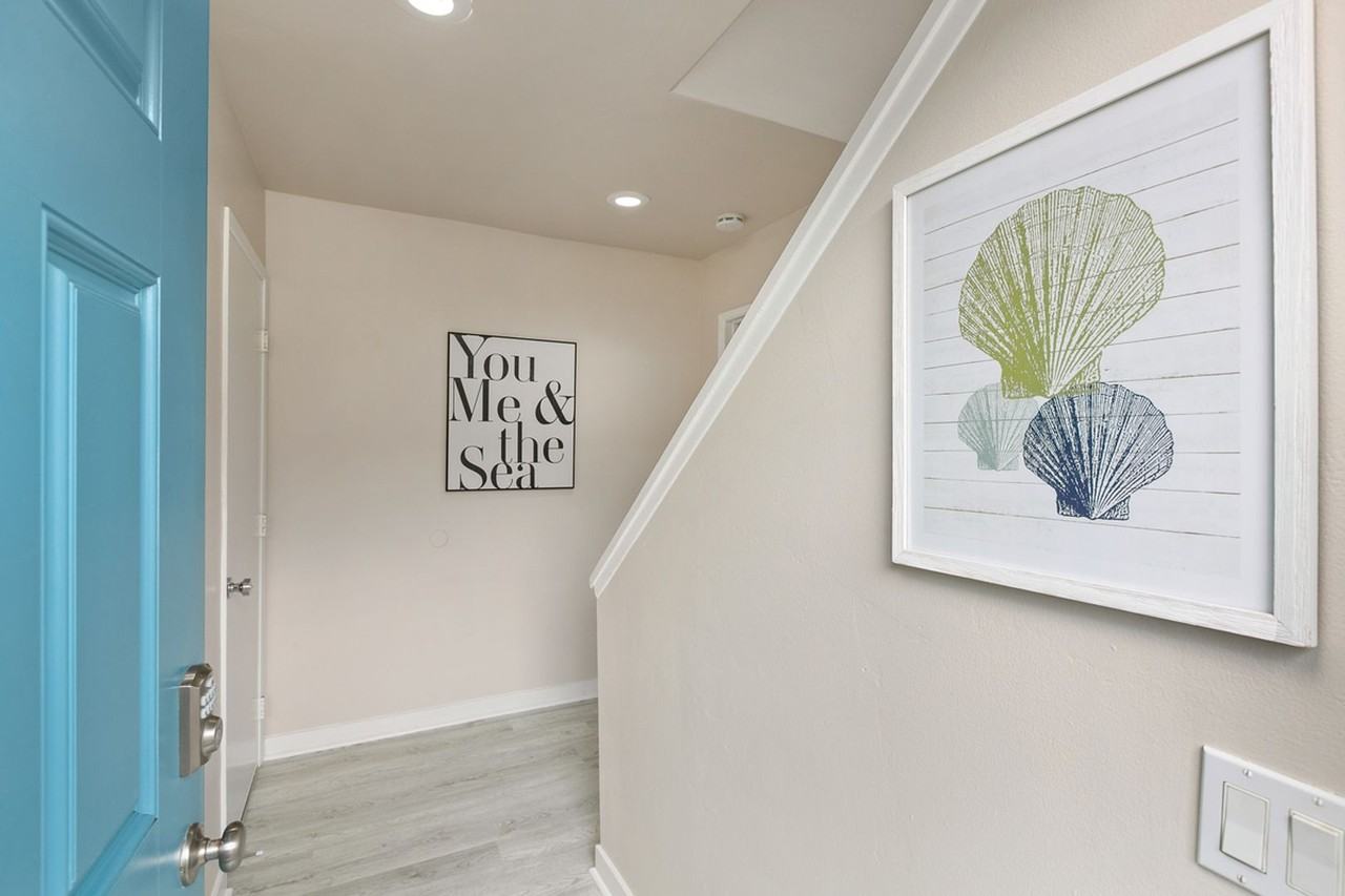 723 Isthmus Ct - Photo 7 of 26