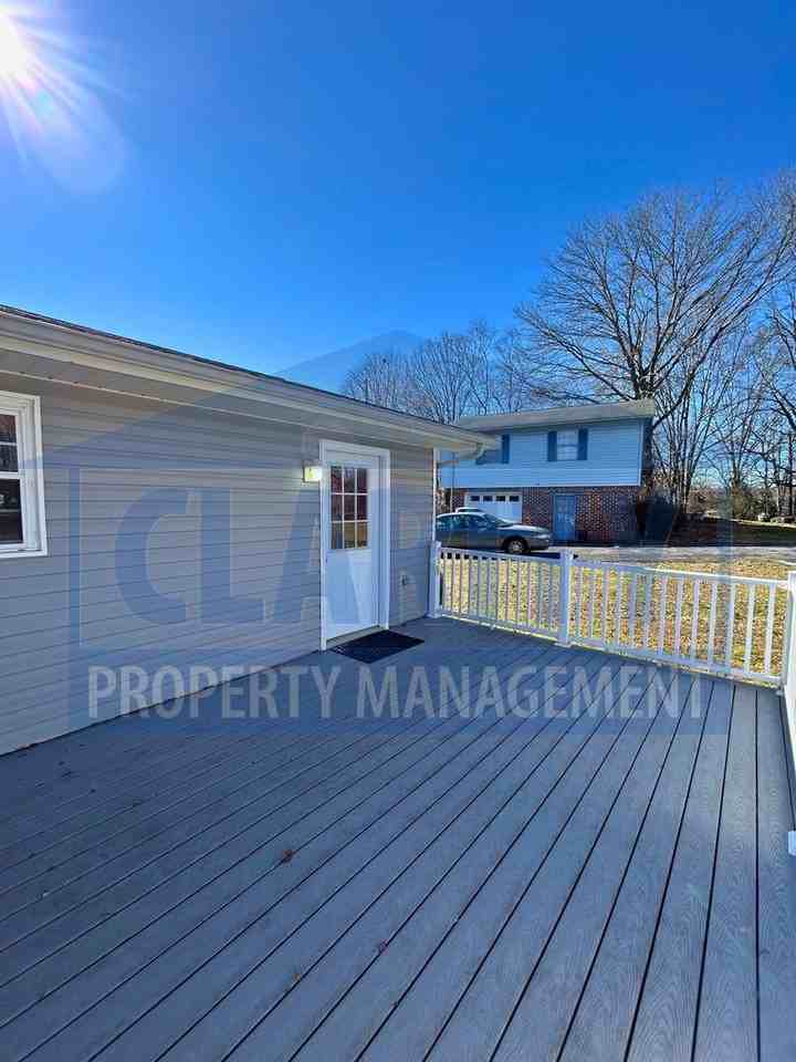 286 Gardenia Ave Nw - Photo 5 of 28