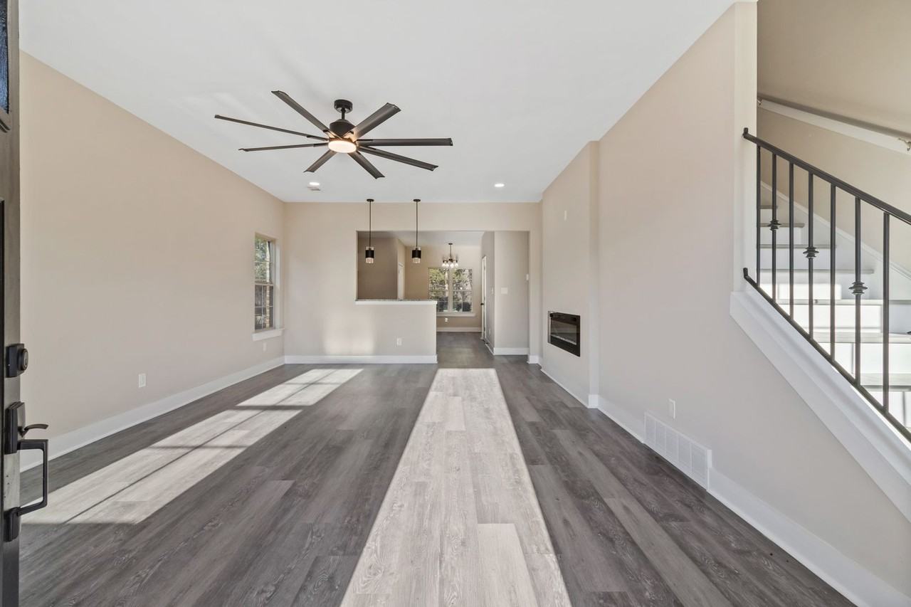 2807 Epping Crest Cv - Photo 4 of 15