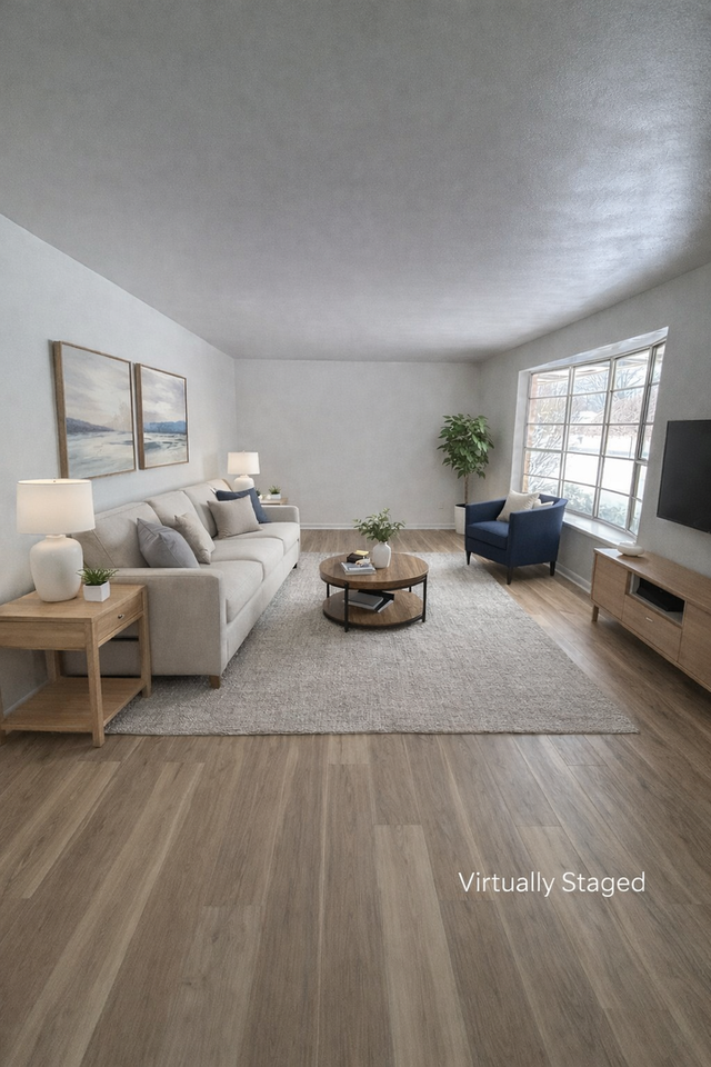 2226 N Glenwood Ave - Photo 2 of 9