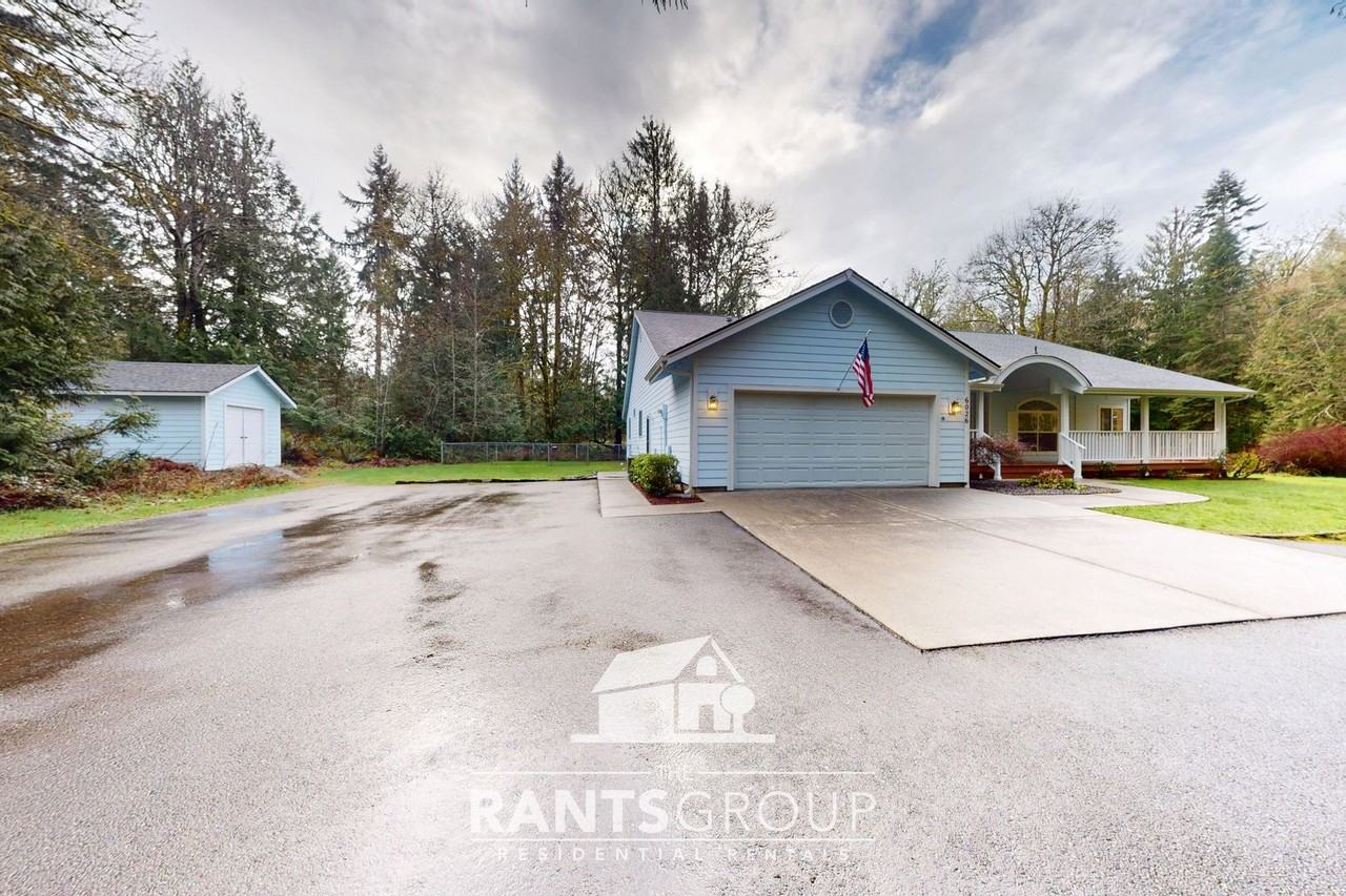 6026 Cooper Point Rd Nw - Photo 6 of 47