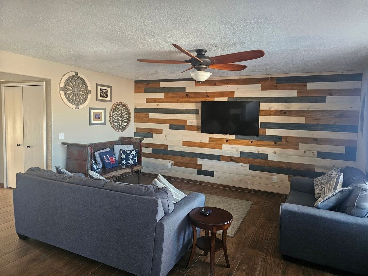 4039 Northstar Dr - Photo 3 of 20