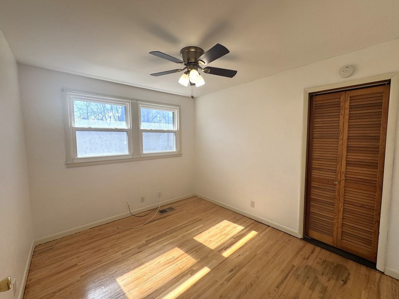 6313 Henry Ford Dr - Photo 4 of 14