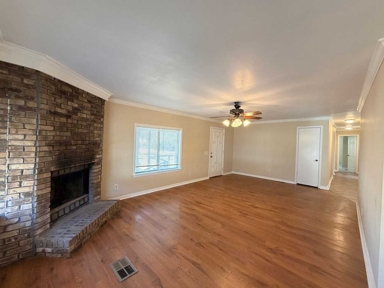 10490 Colworth Pl - Photo 3 of 23