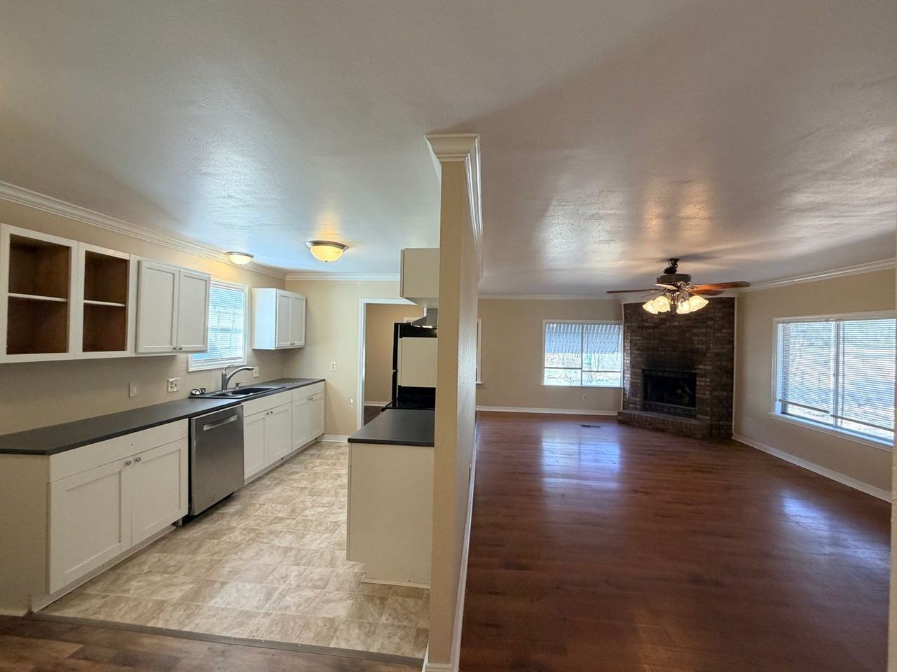 10490 Colworth Pl - Photo 4 of 23