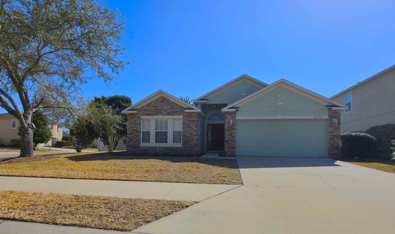 24359 Sw 11th Rd - Photo 2 of 37