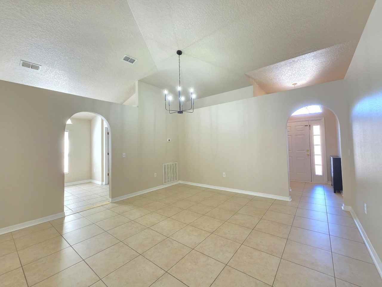 24359 Sw 11th Rd - Photo 5 of 37