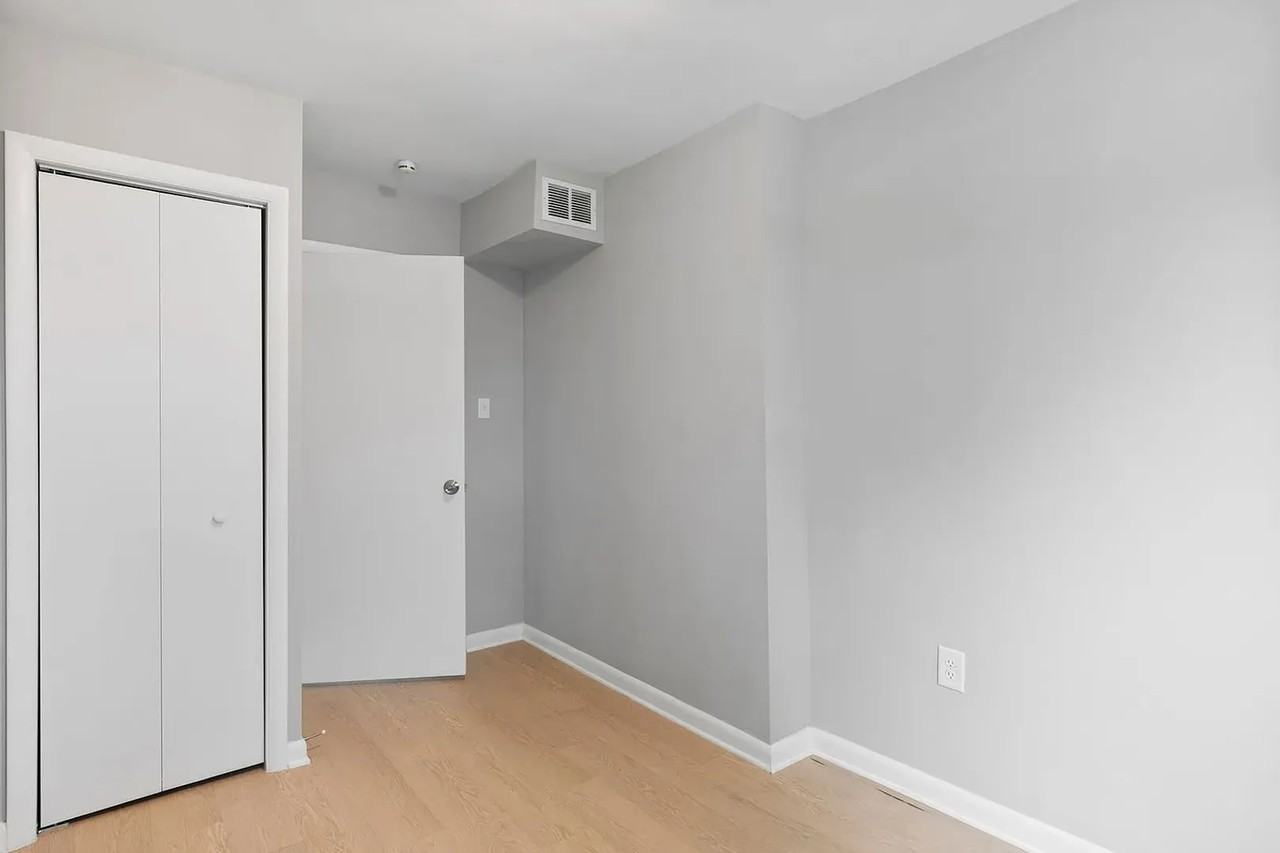 1953 19th Pl SE - Photo 4 of 36