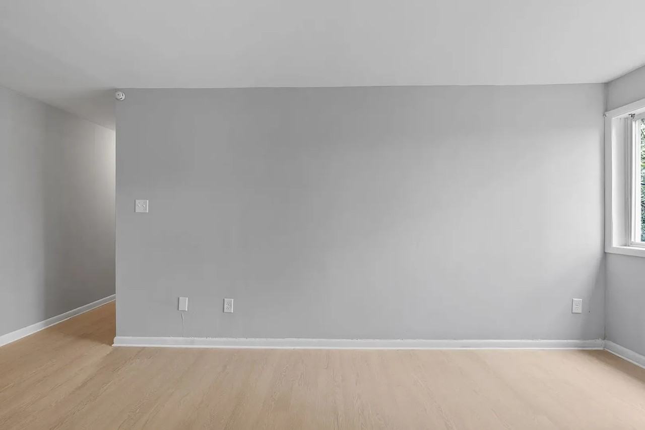 1953 19th Pl SE - Photo 7 of 36