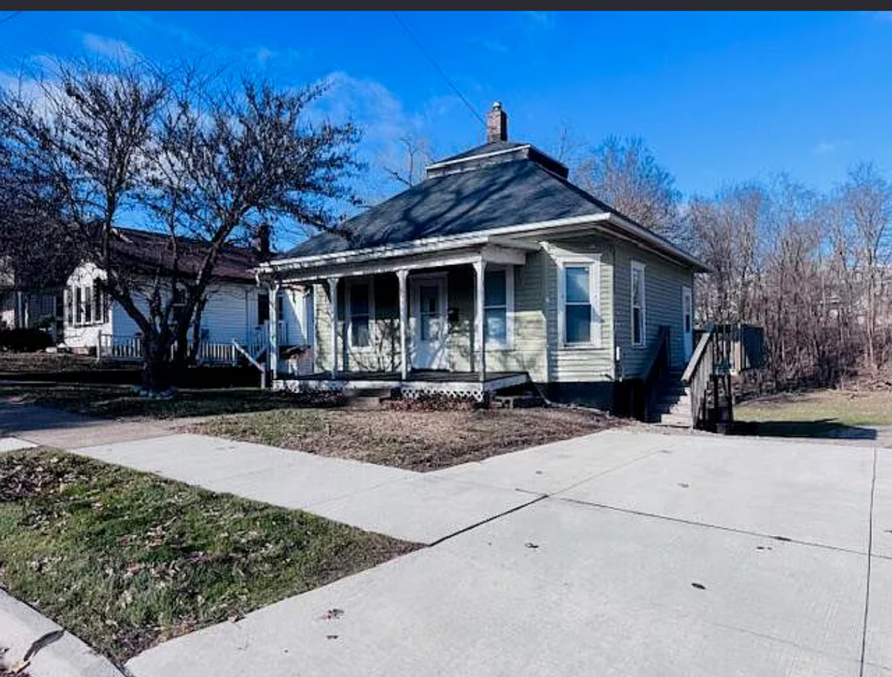 113 E Fulliam Ave - Photo 2 of 3