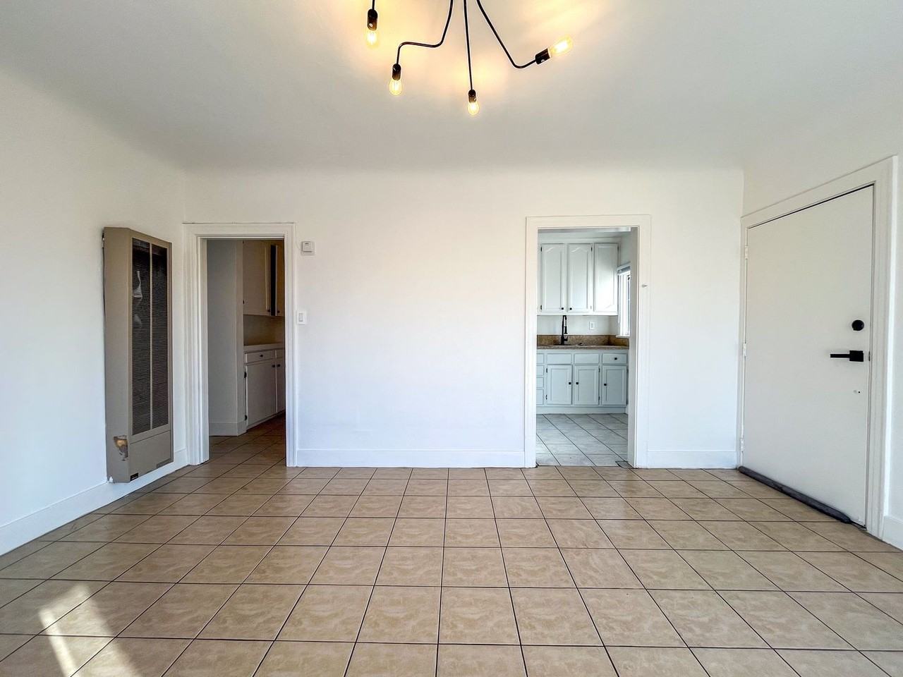 2364 Lime Ave - Photo 7 of 12