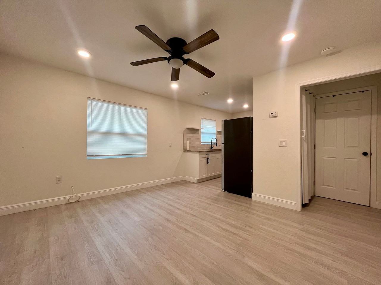 2722 14th Ave S - Photo 5 of 17