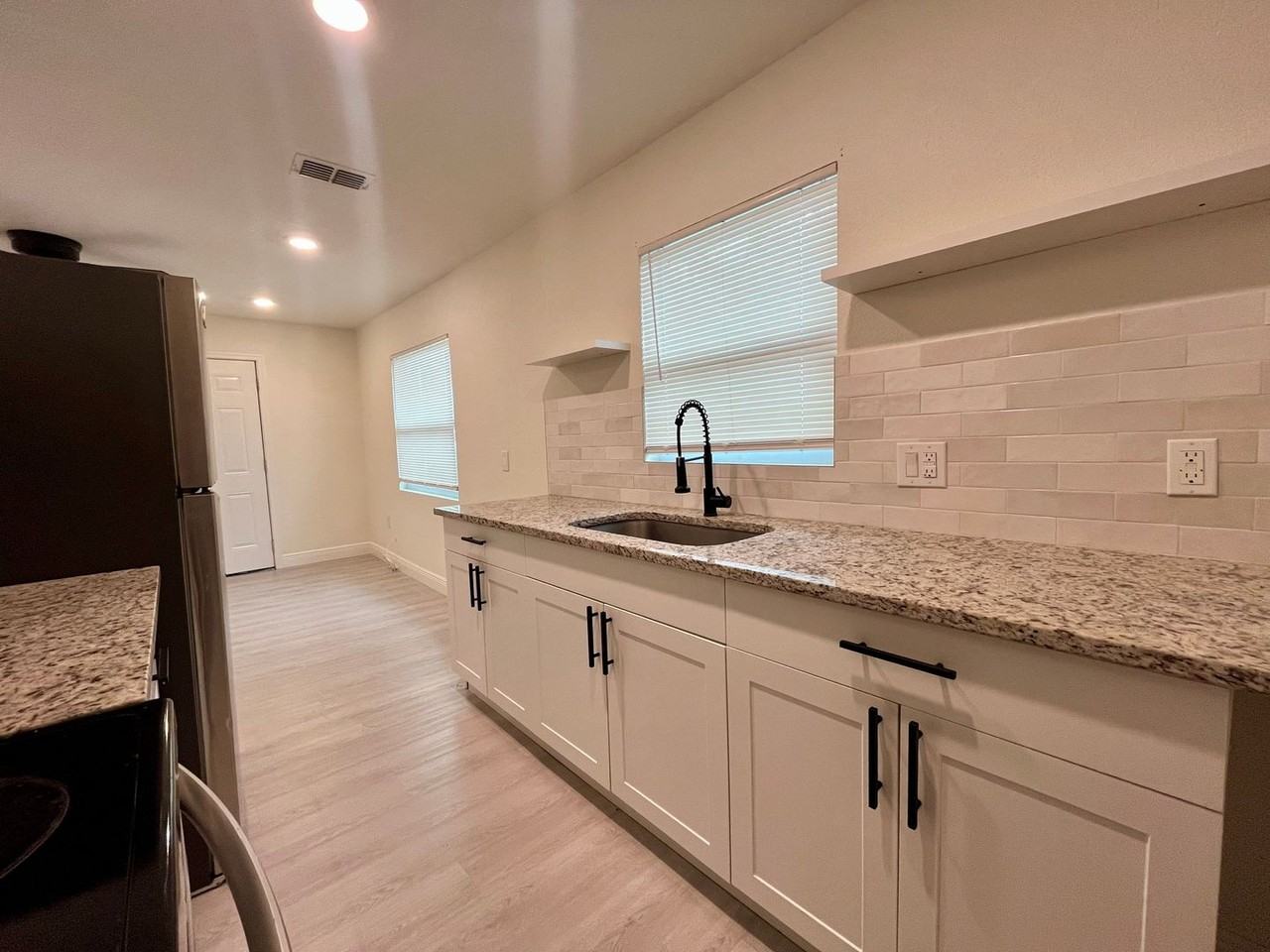 2722 14th Ave S - Photo 7 of 17