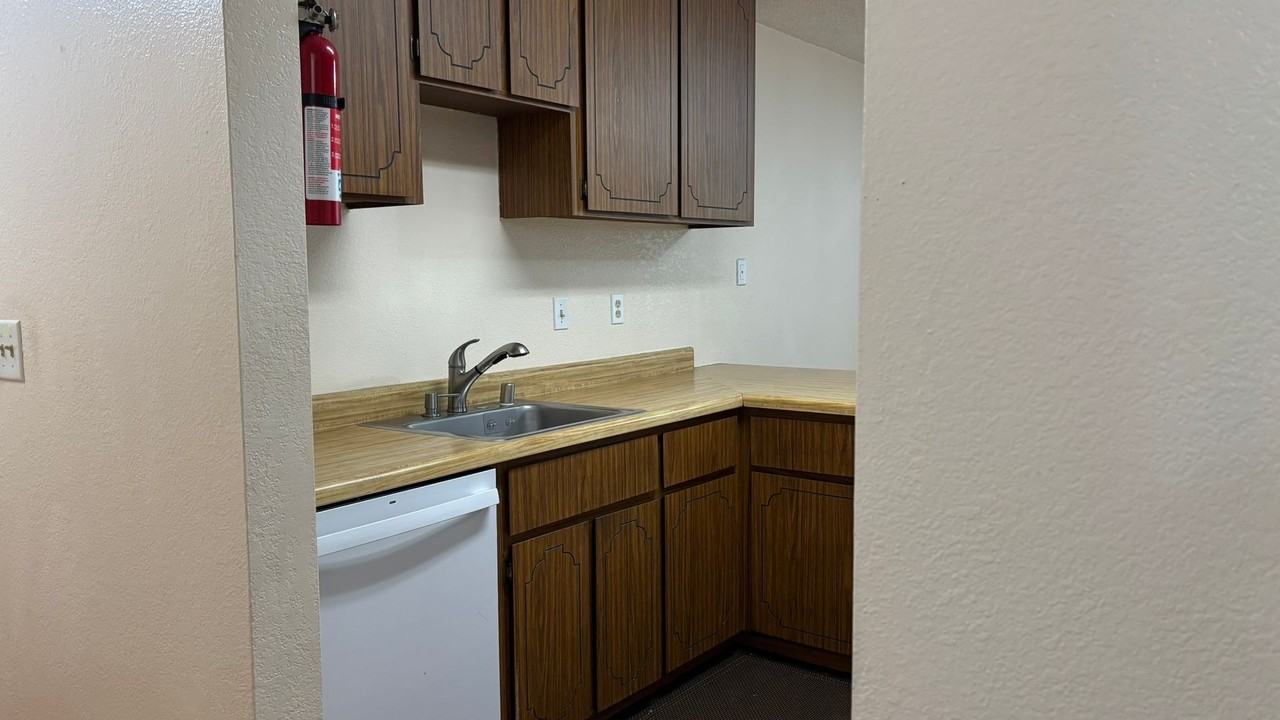 5035 Valley Crest Dr #160 - Photo 2 of 19