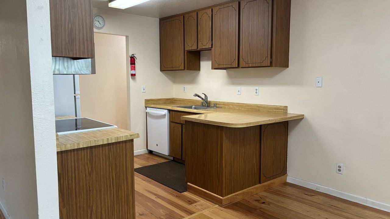 5035 Valley Crest Dr #160 - Photo 3 of 19