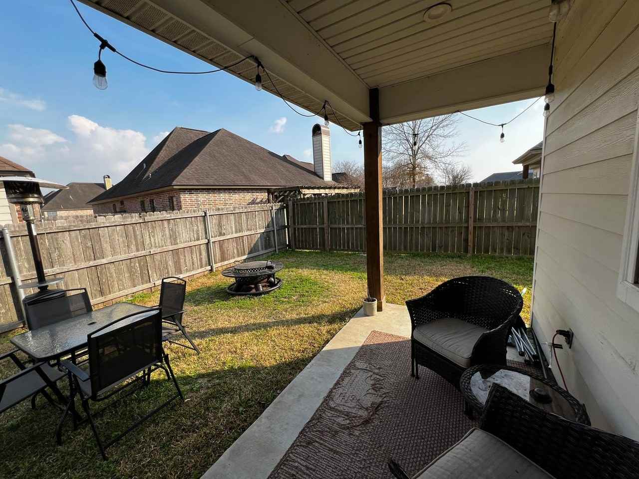 304 Adry Ln - Photo 2 of 9