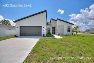 402 Oakland Ln - Photo 1 of 1