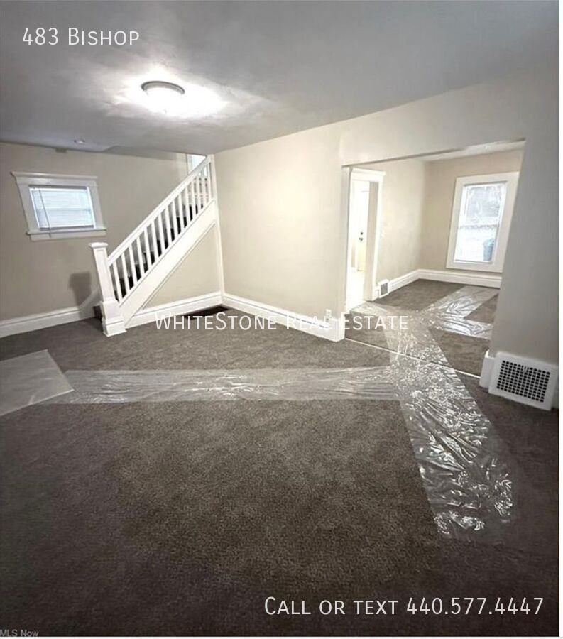 483 Bishop St - Photo 6 of 13