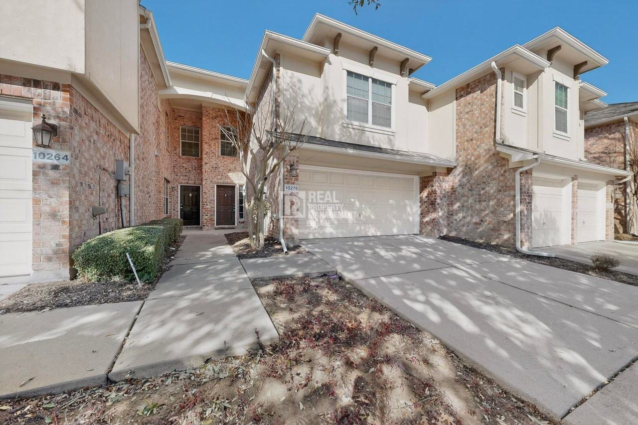 10276 Darkwood Dr - Photo 2 of 40