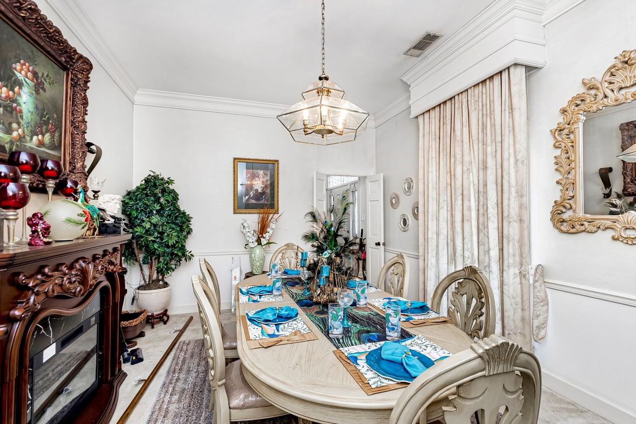 1022 Wooddale Blvd - Photo 6 of 12