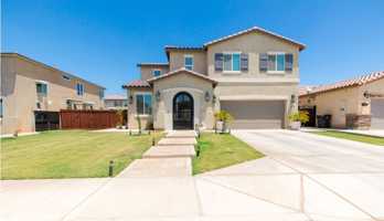 featured image of 624 Las Villas St