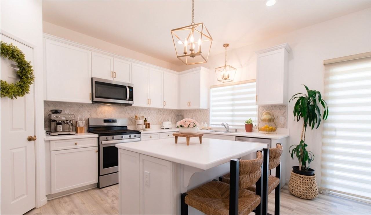 624 Las Villas St - Photo 4 of 4