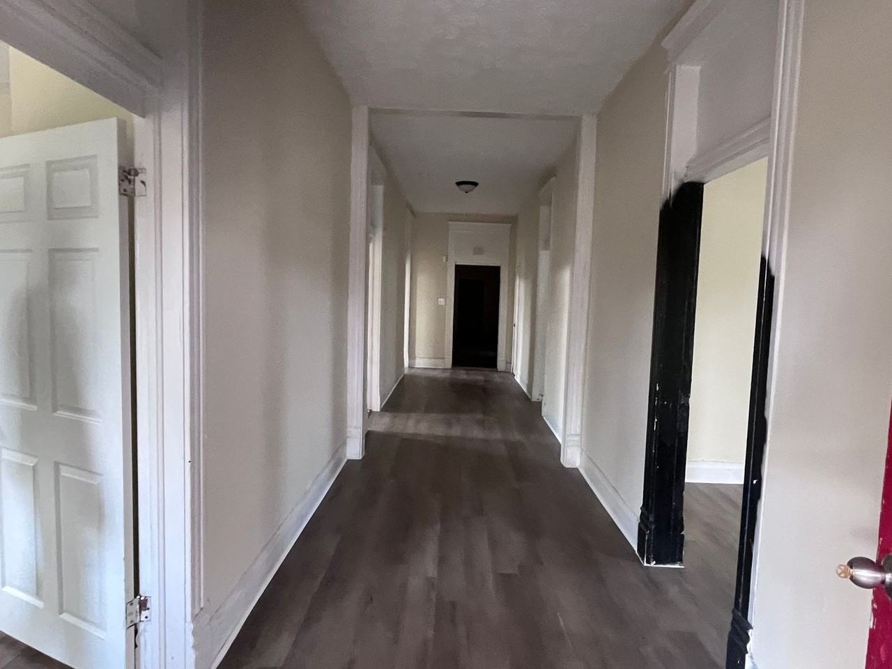 522 Virginia Ave - Photo 2 of 14