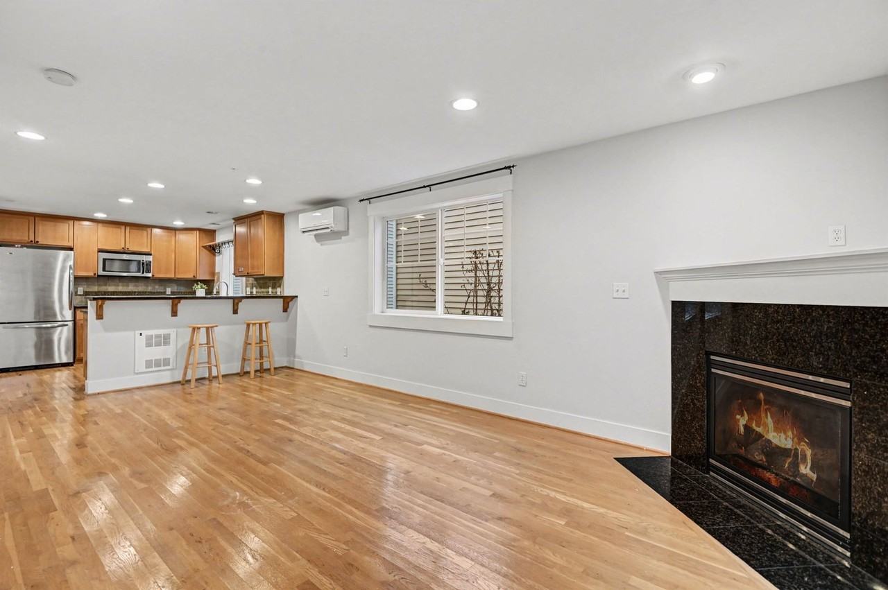 8403 8th Ave Nw - Photo 4 of 16