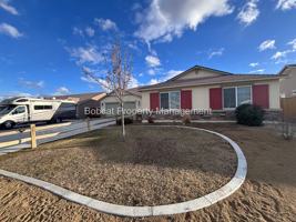 featured image of 221 Snow Ln