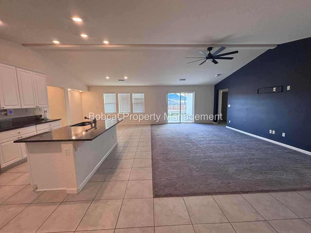 221 Snow Ln - Photo 3 of 50