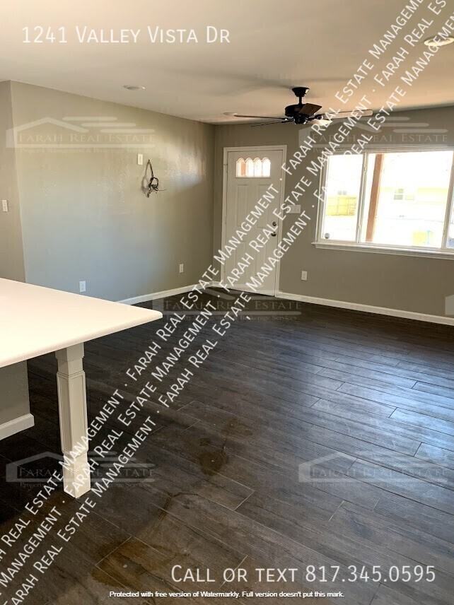 1241 Valley Vista Dr - Photo 3 of 27