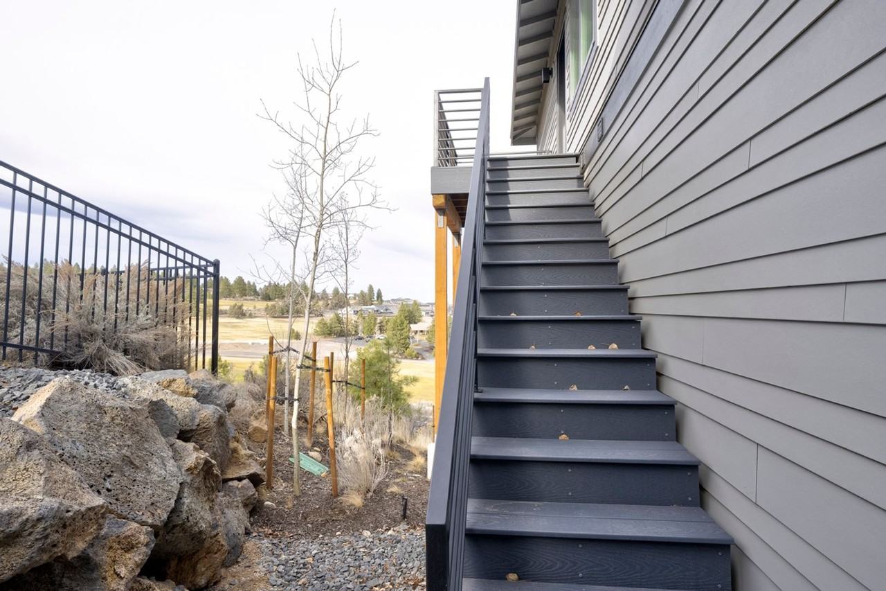 2580 Nw Awbrey Point Cir - Photo 5 of 41