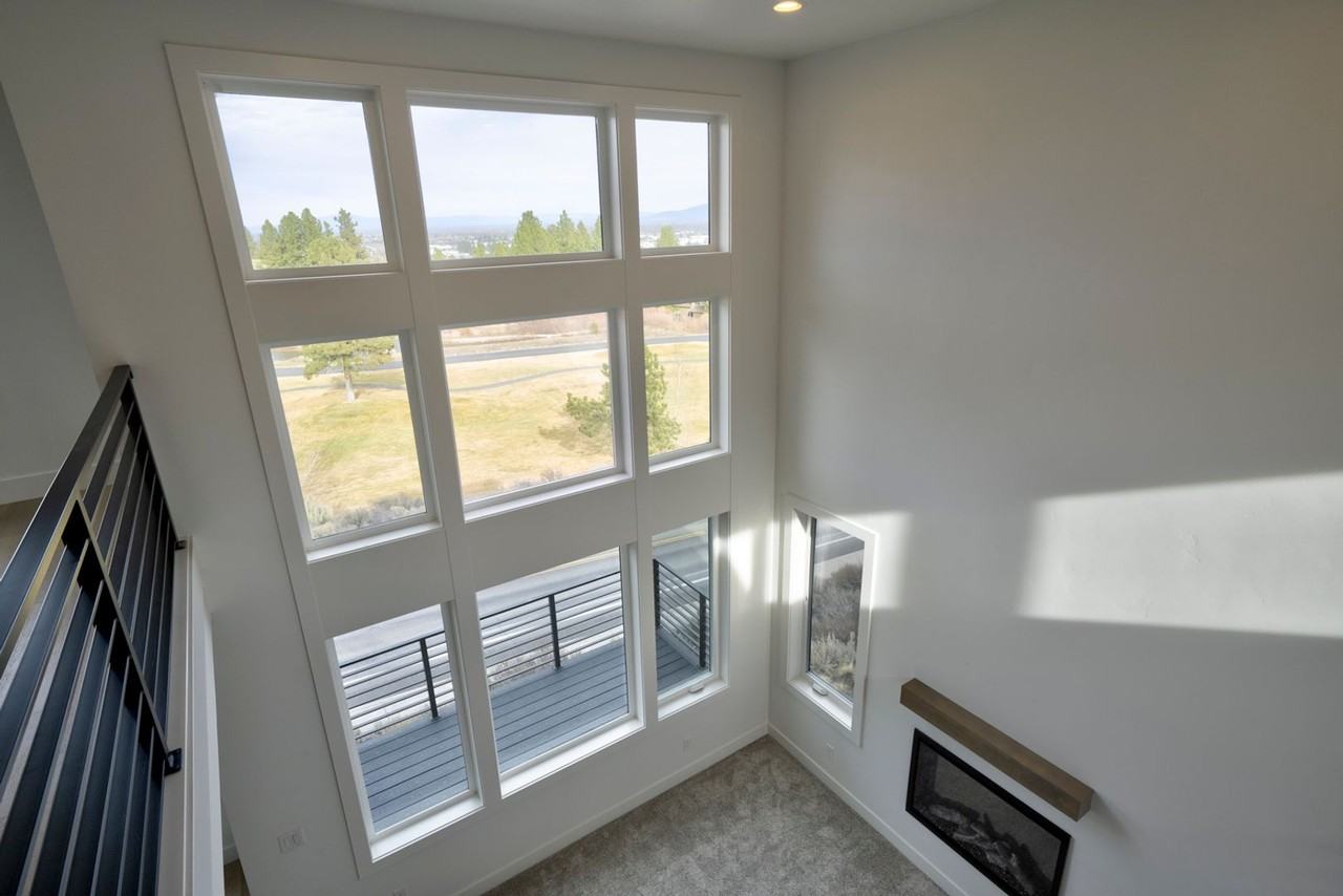 2580 Nw Awbrey Point Cir - Photo 6 of 41