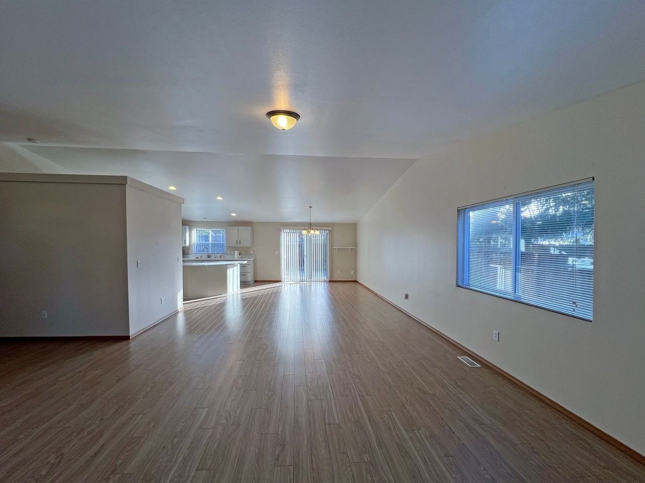 35852 13th Ave Sw - Photo 4 of 50