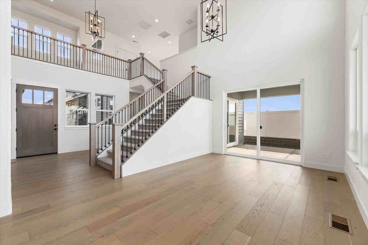 14267 N Goldfinch Ave - Photo 5 of 34