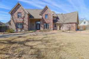 featured image of 10116 S Fulton Ave